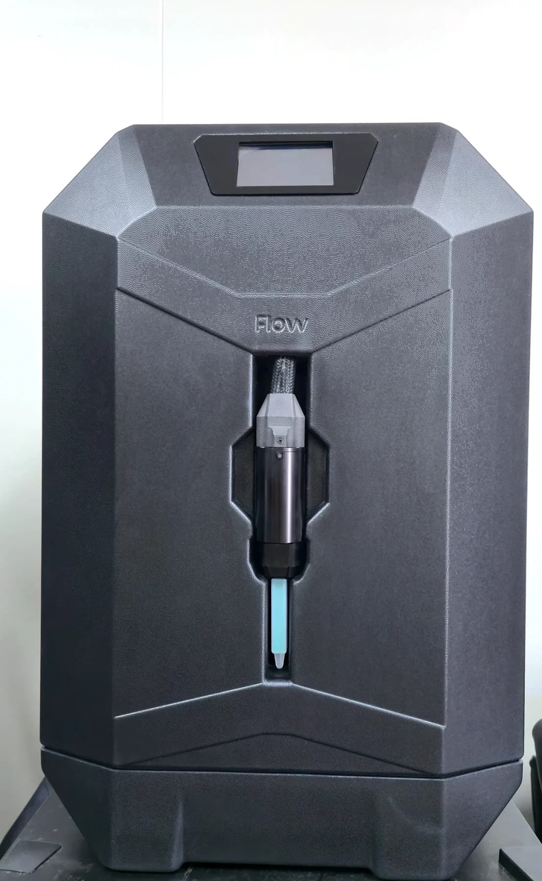 The Flovv casting module on the bench